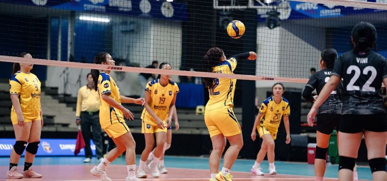 វិញ្ញាសាបាល់ទះនារីក្នុងពានសម្ដ...