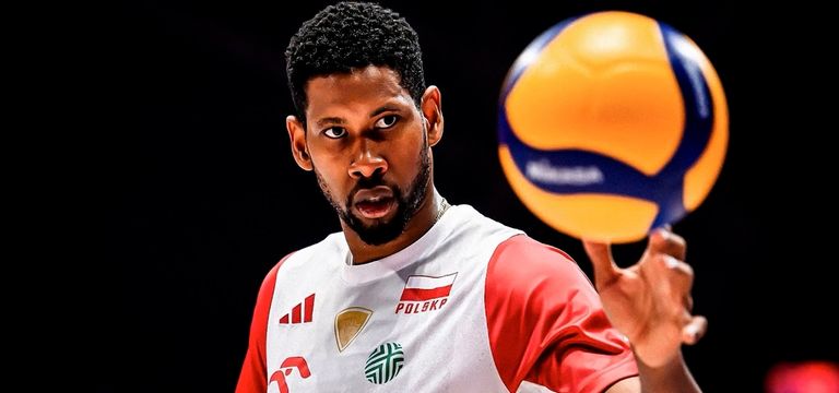 កំពូលកីឡាករបាល់ទះបុរសដែលមានតម្...