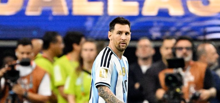 Messi ក្លាយជាអ្នករកគ្រាប់បាល់ច...