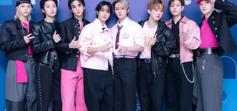ជោគជ័យលំដាប់ពិភពលោក! Stray Kids ជាប់លេខ ២ ក្នុងបញ្ជីសិល្បករលក់ចម្រៀងដាច់បំផុត​ឆ្នាំ២០២៥ ជាក្រុម K-pop តែមួយគត់ក្នុងចំណោម Top 10