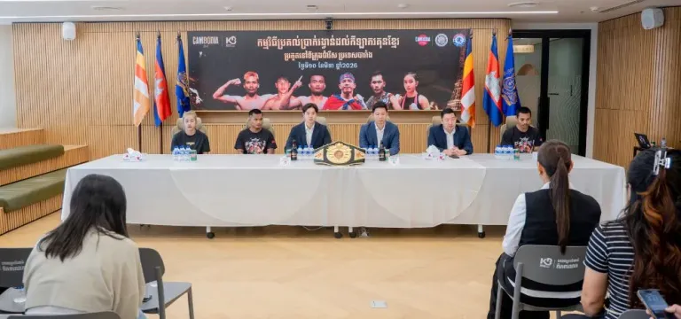 ខ្មែរ ប៊ែវើរីជីស បានចូលរួមឧបត្ថម្ភបន្ថែមដល់កីឡាករ-កីឡាការិនី គុនខ្មែរទាំង ៦រូប សរុប ៤៧ លានរៀល