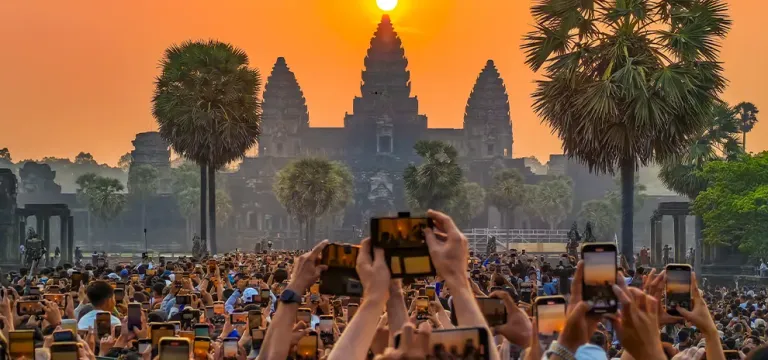 ក្រសួង​ទេសចរណ៍រៀបចំការប្រកួតថតវីដេអូ​សមរាត្រី ដោយប្រើទូរស័ព្ទ អមដោយប្រាក់រង្វាន់