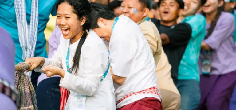 ខែចេត្រមេឃក្ដៅ! ចង់ដើរលេងចូលឆ្នាំ គួរដឹងពីវិធីមើលថែសុខភាព កុំឱ្យរំខានដល់ដំណើរកម្សាន្ត