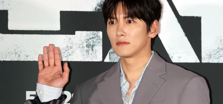 ទីភ្នាក់ងារ Ji Chang Wook ទទួលស្គាល់ករណីរងការពិន័យពន្ធរាប់សិបលានដុល្លារ ដោយបកស្រាយថាជាការយល់ច្រឡំ