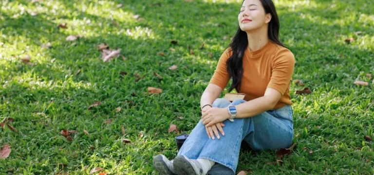 Mind-wandering៖ អនុញ្ញាតឱ្យខ្លួនឯងអង្គុយដកដង្ហើមចោលខ្លះ ដើម្បីបើកឱ្យខួរក្បាលអាចធ្វើរឿងសំខាន់
